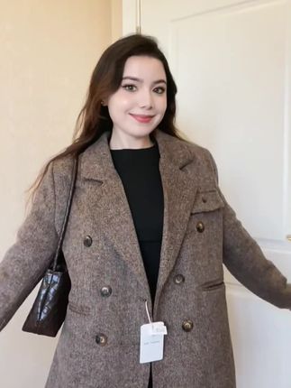 #秋冬穿搭新鲜感在线 #秋季穿搭 #穿搭 #风衣 #穿搭分享