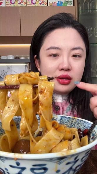 哈尔滨爆火的板面,嘎嘎香嘎嘎好吃! #丁记牛肉板面 #丁记板面 #板面 #牛肉板面