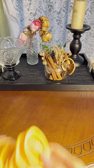 思路打开❗自制的橙片花环也太好看啦~#diy手工 #宝藏生活家企划 #变废为宝手工 #橙子片 #家居改造