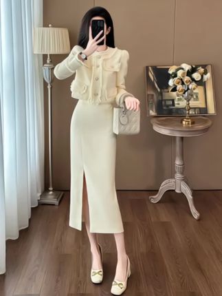 秋季御姐气质女神范高端富家千金开叉半身裙小香风套装裙两件套#夏日裙子配鞋子的穿搭公式 #高级感穿搭 #夏日通勤休闲穿搭#解锁职场穿搭 #穿出高级感