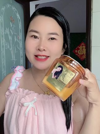 头发干枯打结毛躁,喜欢拉头发烫头发的姐妹们可以试试#沪兮女王蛋白霜 一瓶1斤,现在有活动拍1发3真的很划算#湖北方言 #护发素 #护发素推荐