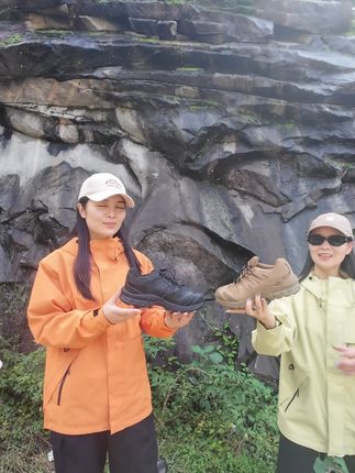 都市通勤→荒野模式切换键?这鞋藏着两副面孔 鞋子有运费险了!现在拍下就可以享受运费险啦~喜欢就赶紧冲吧!!#户外 #防水登山鞋 #旅徒户外 #登山鞋 #iodson