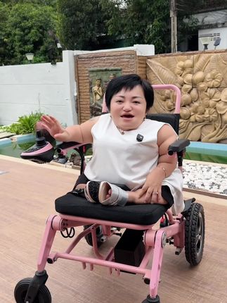 现在正在备孕中,在泰国,准备出去溜达一圈, 带上特别喜欢的防晒霜#源头实力厂家
