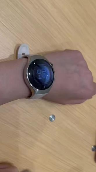 华为手表WATCH5智能手表,有运动健康,eSIM独立通话,血氧呼吸体温监测等功能,你会用吗?#华为手表 #华为watch5 #智能腕表 #watch5华为 #运动手表