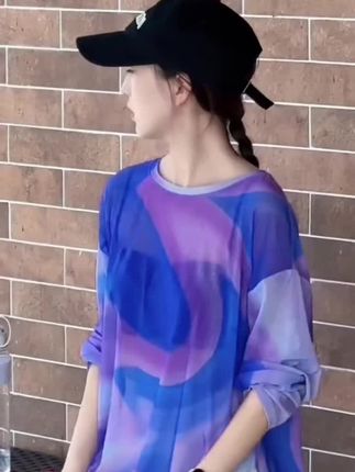 温柔且坚定 独立且自由 #运动罩衫 #女生健身衣服推荐 #罩衫穿搭 #运动服饰推荐 #洋气健身衣