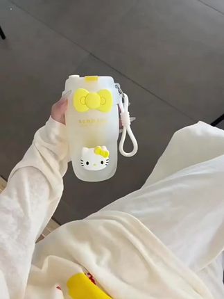 #新款黄色kt水杯 女生高颜值可爱卡通大容量吸管杯耐高温塑料杯便携#kt水杯