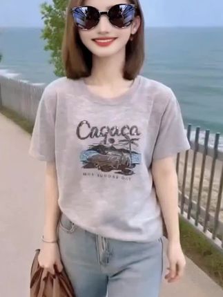 #时尚女装穿搭 #减龄显瘦穿搭 #百搭上衣 #t恤穿搭