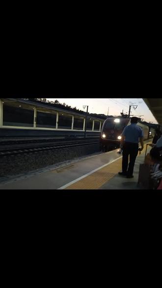 第一个作品:“2025相册清空”