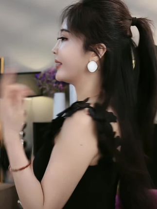 #发夹发饰 #发夹怎么夹才好看 #夹头发夹子 #夹发根巨显发量又蓬松 #做发型