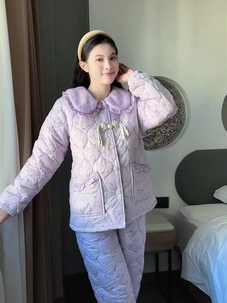 别再穿老气臃肿的家居服了!冬天想要保暖又温柔显气质还得看这一套!#强烈推荐 #甜美穿搭 #家居服 #减龄 #保暖不臃肿