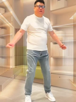 男士修身时尚潮流百搭大码休闲牛仔裤立体剪裁大码男装弹力#2025年秋季都流行穿什么#男生秋季简单穿搭配色#国庆穿搭这就开始预备了#和朋友的秋季同频穿搭#当微胖男生决定用穿搭逆袭时