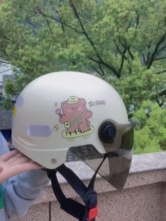 新国标3C认证电动车安全头盔男女士女款夏天骑行时尚透气轻便 #电动车安全头盔 #夏季骑行必备 #骑行头盔 #3c认证头盔