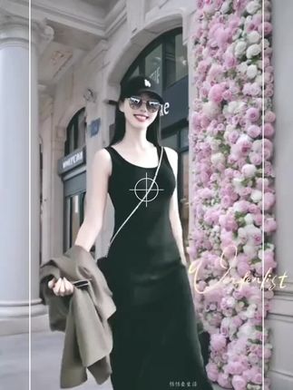 裙子女款爆款2025新款高级感黑色休闲显瘦背心裙长