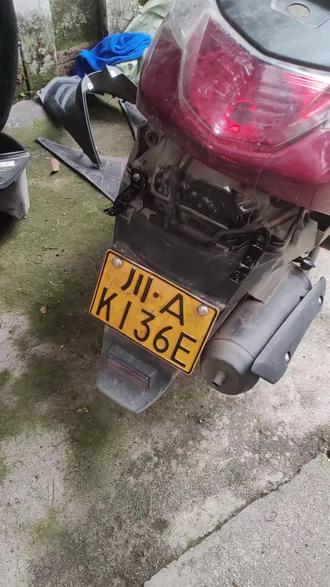 豪爵VF100加装保险杠全过程。