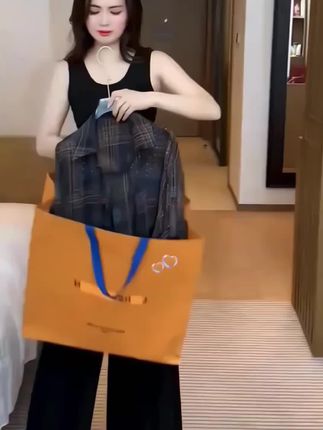 #夏天到了 #同款 #谁穿谁好看#套装穿搭 #高级感穿搭