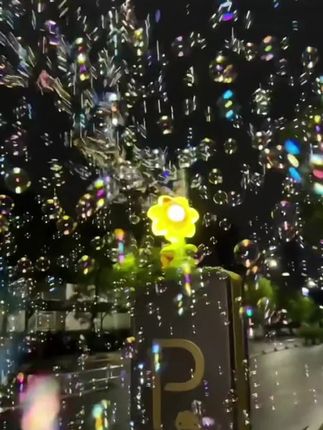 长得很泡泡机的泡泡机#泡泡机#玩个很新的东西