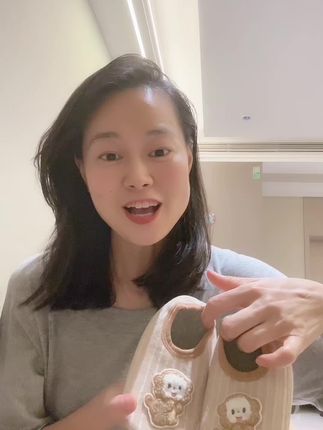 只有宝妈们才知道宝宝的地板鞋好穿还是拖鞋好穿#好物推荐🔥 #居家拖鞋 #上热搜