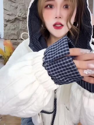 #今日穿搭 #休闲穿搭 #拍照姿势 #爱了爱了 #辣妹穿搭 @抖音电商 @抖音直播 @抖音商城 @抖音小助手 @抖音