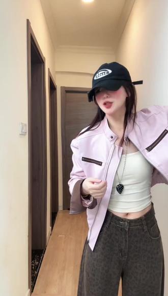 复古港风粉色皮衣外套女2026年春秋季新款酷飒独特超好看休闲夹克#搭配早秋 #休闲风 #春季穿搭 #休闲夹克 #夹克外套