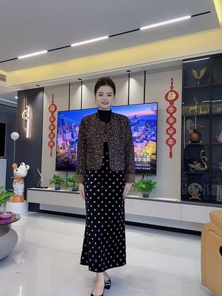 你心里早有我,我让你现在就告诉我#秋季新款 #谁穿谁美 #穿出高级时尚感