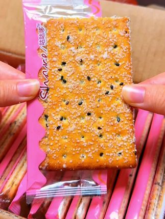 早上代餐,下午解馋,酥酥脆脆,一口掉渣,还是小时候爱吃的老味道,嘎嘣脆真的好吃!#小时候味道 #零食 #这也太香了吧 #妈呀太香了 #美食