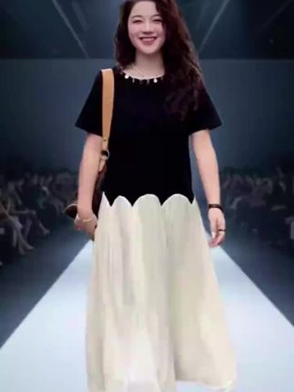 #引领时尚潮流 #时尚气质穿搭 #时尚感穿搭 #穿搭女装 #夏天连衣裙