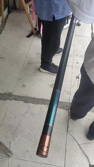 友协尖刀畅享与利刃对比 利刃优势微强一些 所以说是贵一点的不是没道理#渔具店 #现场实拍