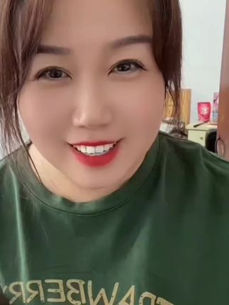 好用又便宜的直发膏#直发膏 #自然卷 #爆炸头 #直发 #好用不贵经济实惠@DOU+好生意 @DOU+小助手