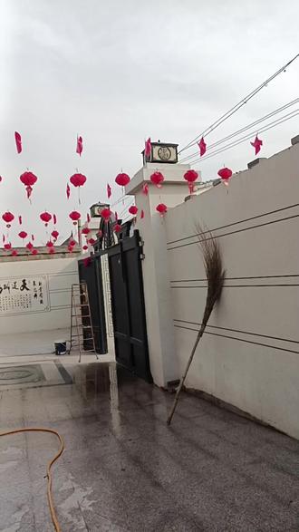 风车一扯,灯笼一挂,年味不就有了!