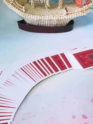 万全西班牙进口塑料铁盒扑克牌,独特的异域风情好看又高级,喜欢的朋友们不要错过啦#扑克牌#爆款热卖中 #好物推荐#好物分享#超便宜超划算