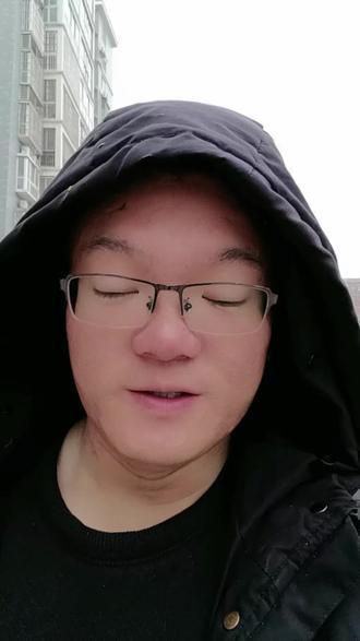 #用抖音记录人生 #通义千问 #ai #Ai agent.
现在充1000万都可以自己去点外卖了。他都可以去调用很多APP了。你自己语音产生自己的操作,我估计马上硬件的落地的产品也会很快的到来。马上4月份左右应该大家就会看到这种划时代产品出现。就像苹果手机的发布。跟开启了移动互联网时代一样。