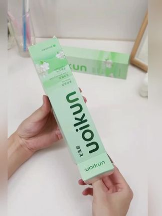 不含着色剂的茉莉绿茶牙膏,清新不辣口 #不含月桂醇硫酸酯钠的牙膏 #牙膏推荐 #好物分享🔥 #家用必备