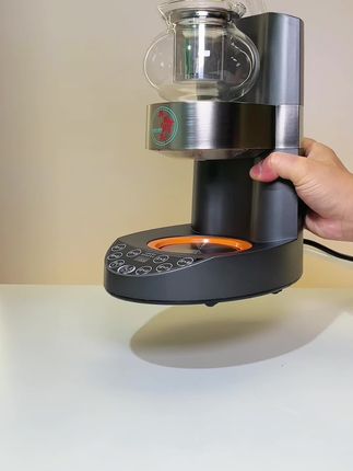 老板们泡茶都有小助手了。#泡茶神器
