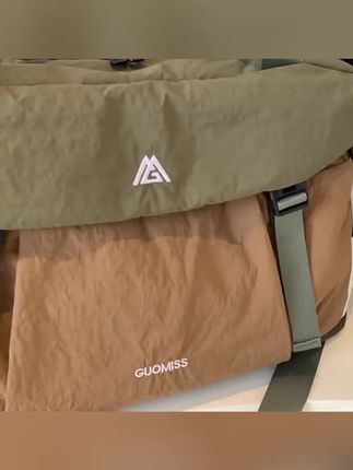 背上它,去山野撒欢!你的下一个目的地,由它守护。 #出差旅行必备 #露营 #徒步 #旅行包 #健身包