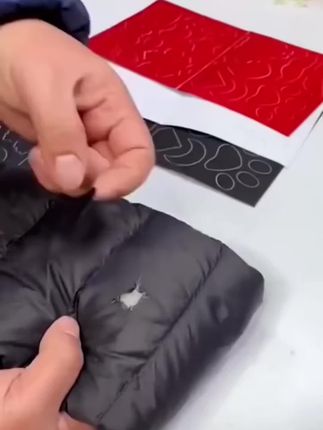 羽绒服不小心刮破了 不要扔 试试这个羽绒服贴#补丁贴#修补贴