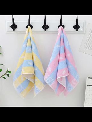 夏天到了,家里的毛巾是不是该换了?给大家推荐一款薄款全棉毛巾,它不仅吸水性好,而且还不掉色、不掉毛,大人小孩都可以用,平时洗完脸后轻轻一拧就干了,非常方便。它的面料是纯棉的,摸起来柔软亲肤,特别舒服,喜欢的朋友赶紧点击下方链接购买吧!#毛巾#柔软亲肤 #柔软舒适 #吸水毛巾#洗脸毛巾