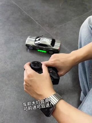 可以漂移的RC遥控车,两位数就能入手,这才是男孩子该玩的玩具#RC遥控车 #玩具车 #遥控车 #儿童玩具#男孩玩具 #我要上热门