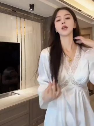 睡衣女春秋冰丝长袖性感蕾丝白色薄款纯欲短袖带胸垫夏季家居服#女生这套睡衣穿着很舒服#这款睡衣质量很好做工精细