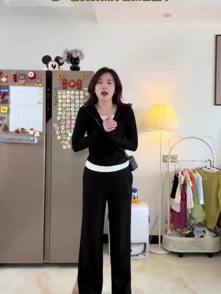真维斯时尚套装女生韩系ins衣服爆款新款休闲假两件宽松收腰穿搭#休闲上衣 #假两件上衣 #休闲裤 #显瘦裤子 #套装