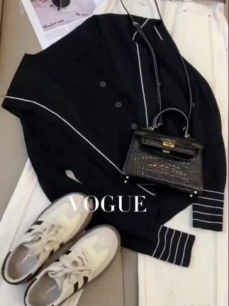 2025秋季新款时尚百搭拼接坎肩+长袖V领针织衫+显腿长阔腿牛仔裤抖音小助手热门推荐#抖音推广