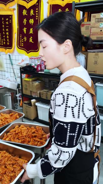 只要你不在我旁边摆啊,我把我的技术都教给你 #脆脆豆腐干 #脆皮豆腐干 #脆脆豆腐干教学 #脆脆豆腐干培训 #脆脆豆腐干学费