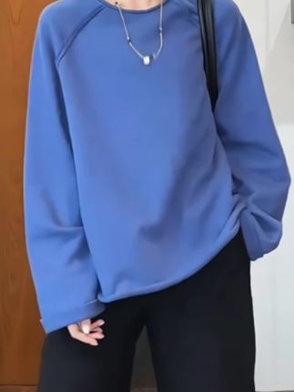 #中性风入秋穿搭灵感 #早秋穿搭公式来了#简约穿搭 #时尚卫衣 #休闲减龄穿搭