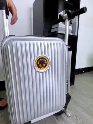 #旅行箱 #可上飞机行李箱 #拉杆箱 #出差旅行必备 #时尚箱包