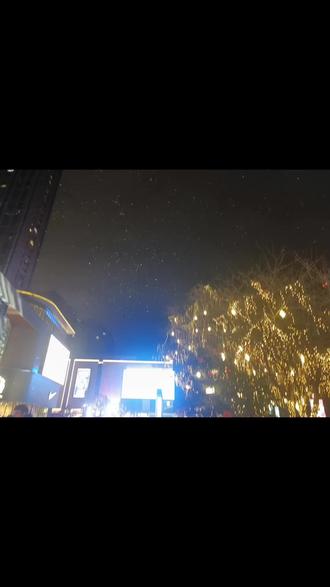 重启倒计时:3、2、1——2026.exe 已启动
#景枫跨年 #跨年夜 #跨年#南京江宁跨年#倒数321