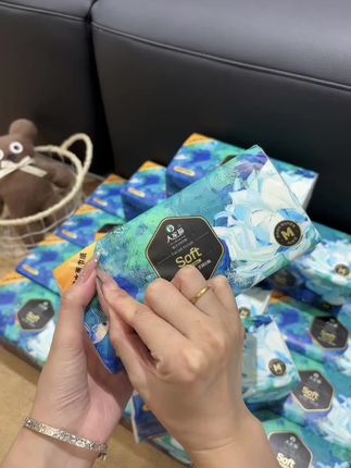我的妈呀!这哪里是抽纸啊!真怀疑是板砖,关键这价就到手20大包,真的划算到姥姥家了,用纸大户赶紧囤#抽纸