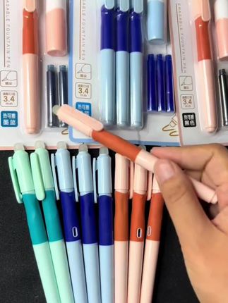 回购率很高的一款钢笔,有颜又实用,出墨流畅,书写顺畅#晨光钢笔