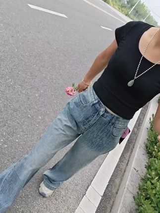 #牛仔裤 #破洞牛仔裤 #牛仔 #同款 #小个子女生 @DOU+上热门