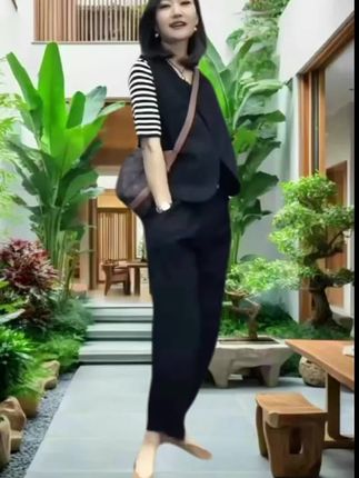 # 早秋姐感穿搭气质顶满#减龄显瘦穿搭 #休闲减龄穿搭 #高级感穿搭 # 早秋穿搭公式来了#穿出自信穿出美丽