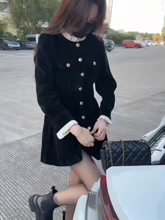 韩系赫本风高级感连衣裙女早秋新款丝绒单排扣设计感收腰A字短裙#谁穿谁好看