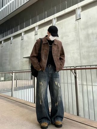 棕色外套一穿,复古感直接拉满,走在路上都像在拍时尚大片~#复古外套穿搭 #日常出街ootd #男生秋季穿搭 #氛围感穿搭